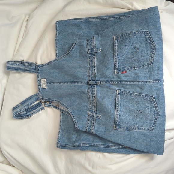 Levi's Tico Denim Jumper Dress (Irregular) - Picture 5 of 14